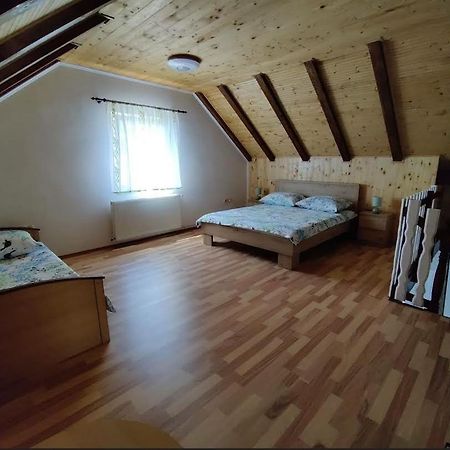 Apartman Niki Lič Exteriér fotografie