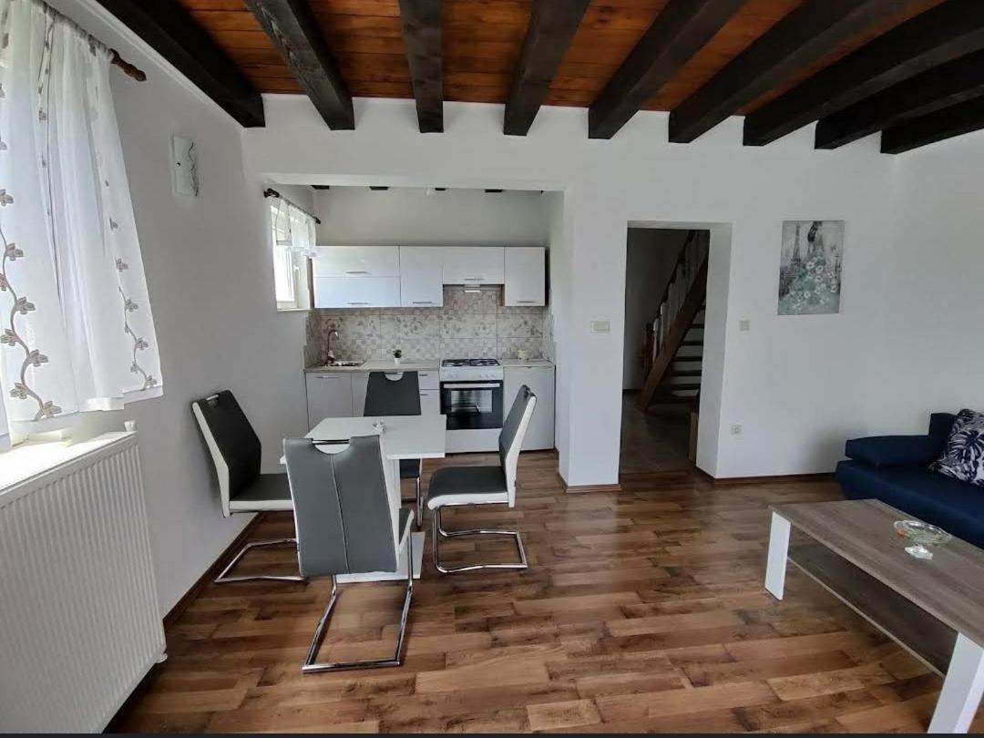 Apartman Niki Lič Exteriér fotografie